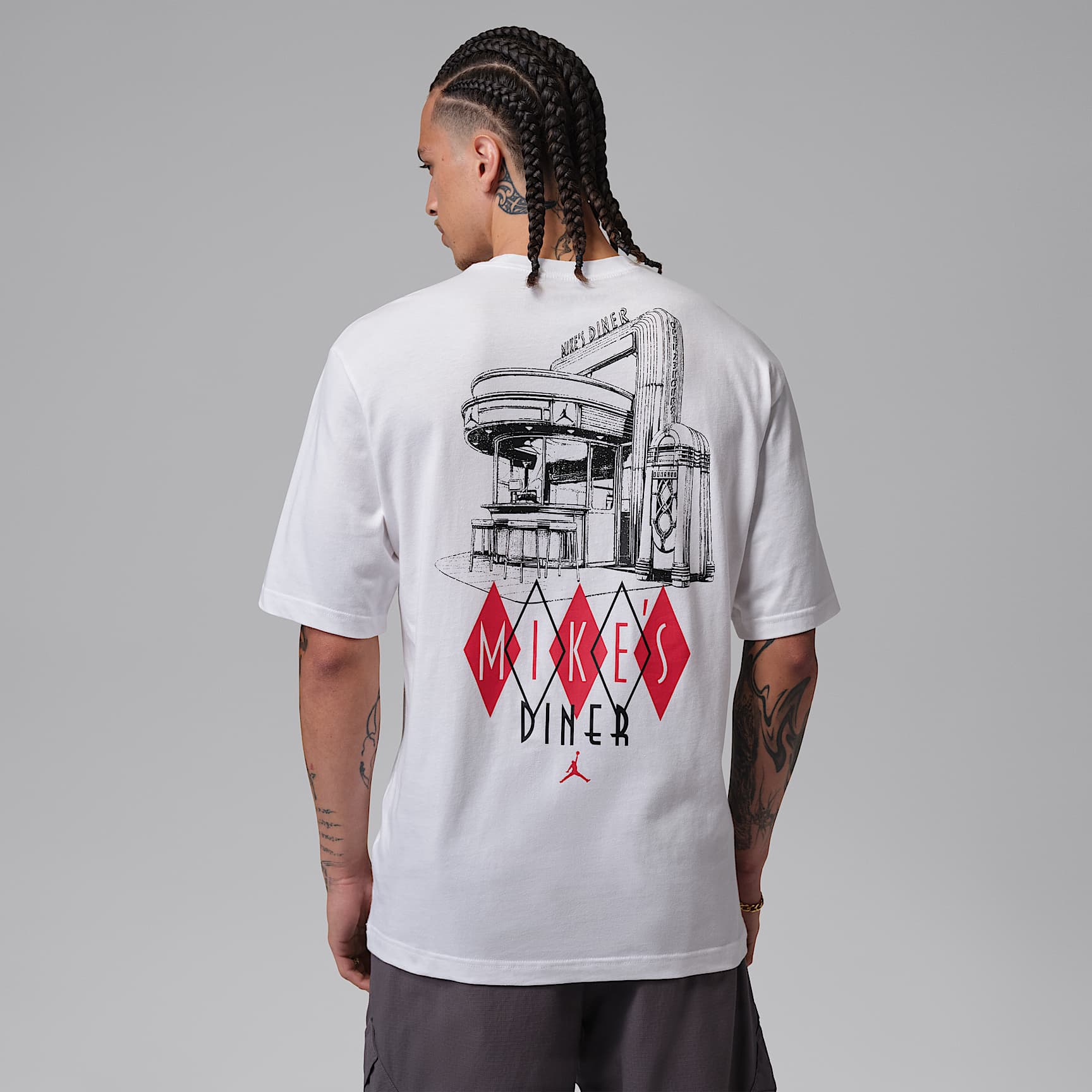 Jordan Men's T-Shirt. Nike CA